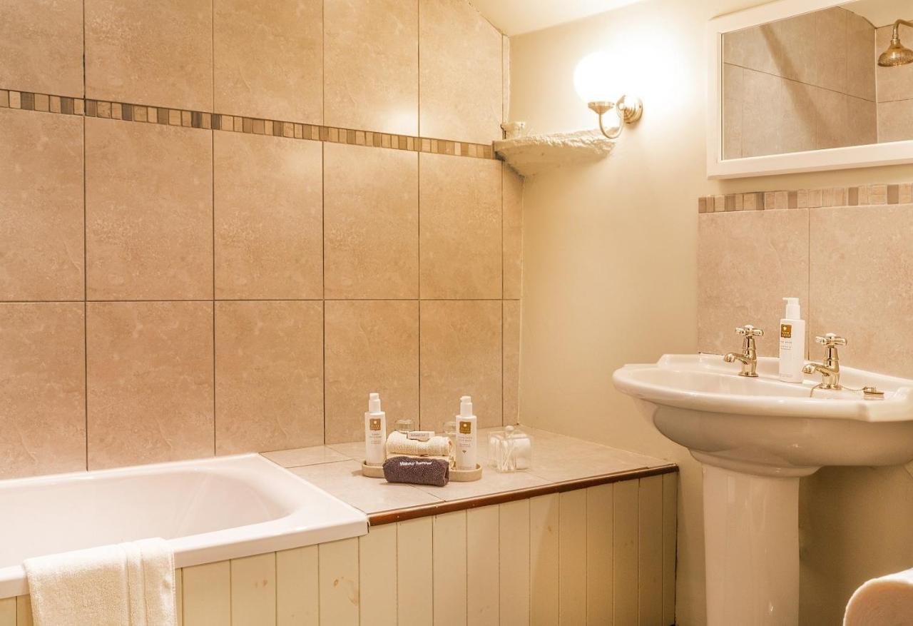 Waterwheel Guesthouse Ambleside Ngoại thất bức ảnh